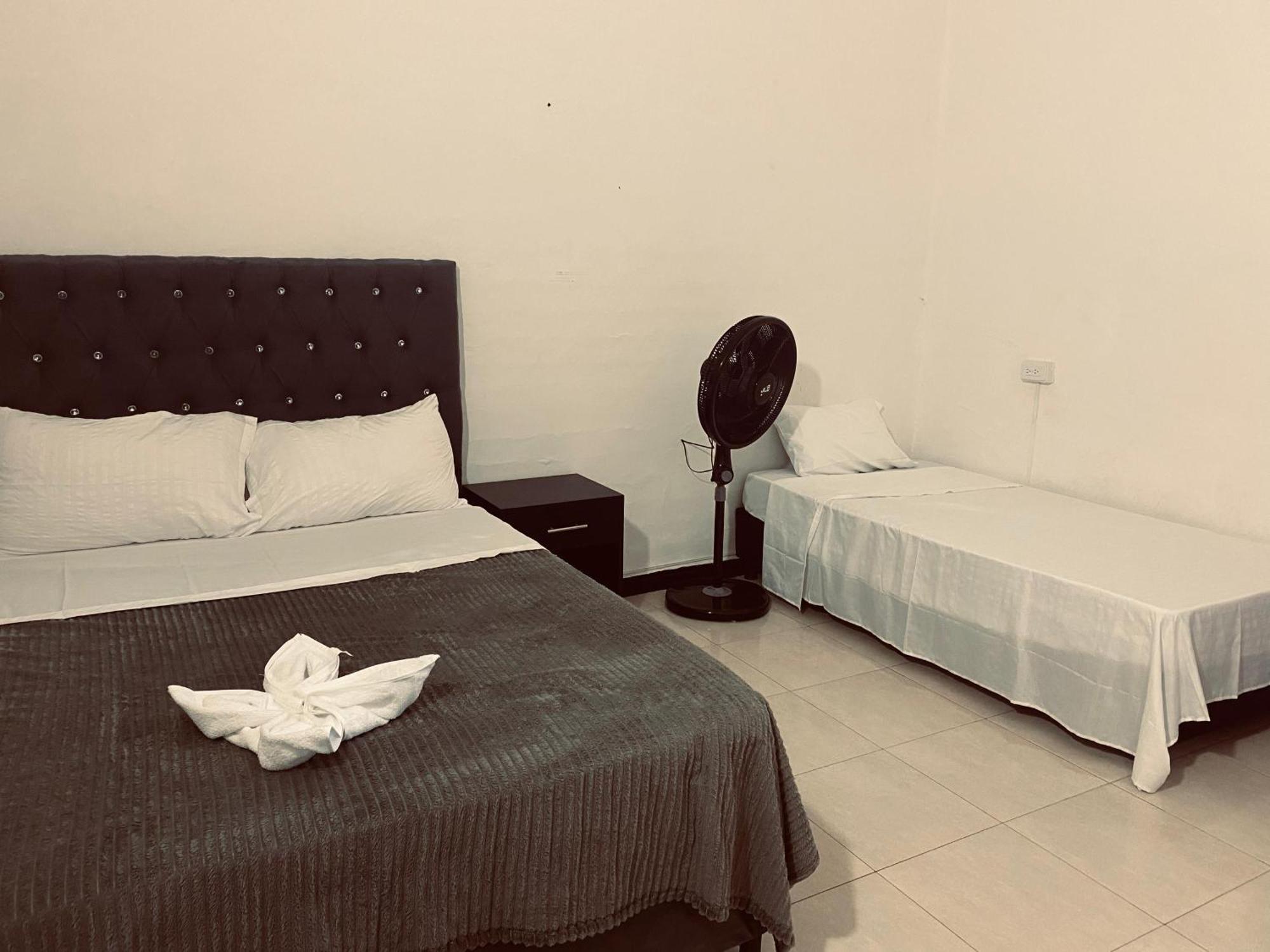 Hotel Casa Corleone Garzón Buitenkant foto